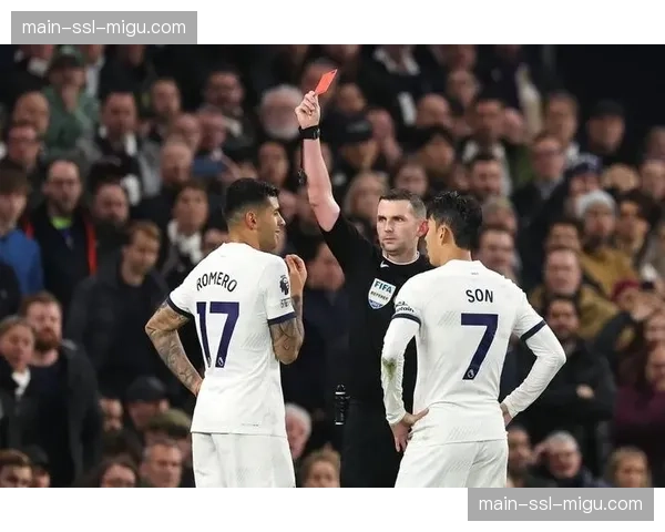 热刺遭遇毁灭性减员:多古、德里赫特、芒特等多名主力缺席 热刺遭遇毁灭性减员:多古、德里赫特、芒特等多名主力缺席