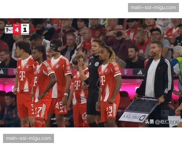 德甲第29轮：拜仁慕尼黑5-1大胜美因茨，凯恩上演帽子戏法